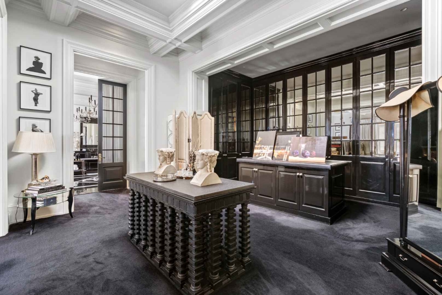 7 Bedroom Property for Sale in Fresnaye Western Cape